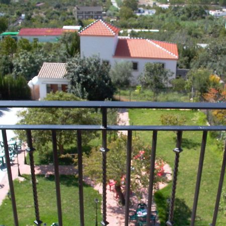 Hotel Calderon Cenes de la Vega Kültér fotó